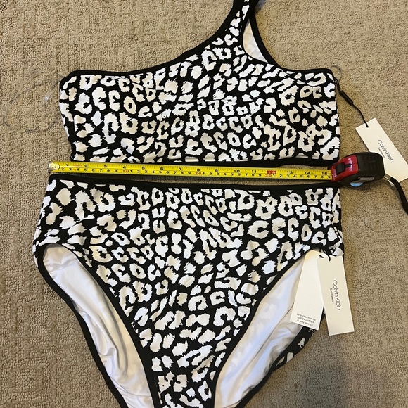 Bikini Calvin Klein One Shoulder Bikini Swim Set Animal Print Black White XXL - Picture 9 of 9